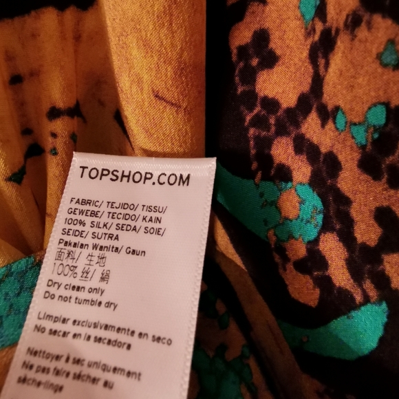 BNWT MADE in UK BOUTIQUE SILK DRESS - Picture 10 of 10